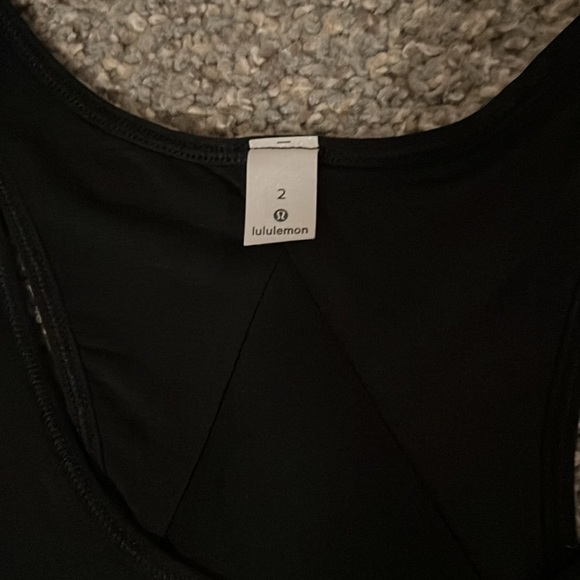 Lululemon essential tank top. 2 - Picture 3 of 7